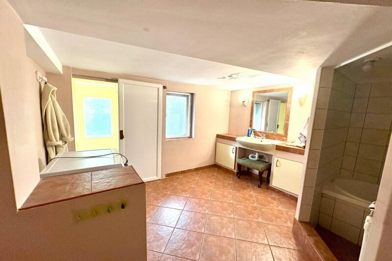 Chitila -T. Vladimirescu, casa individuala 4 camere, lot 530 mp.